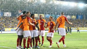 Galatasaray Teknik Ekip 300x169 - Galatasaray'da sakat oyuncuların son durumları