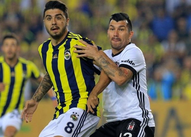 Ozan Tufan, Gary Medel