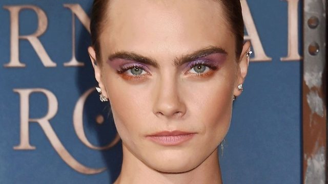 Cara Delevingne telefon numarası